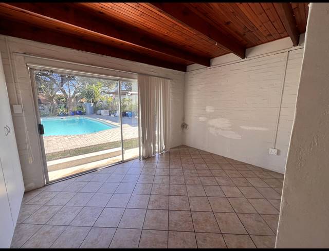 2 BEDROOM APARTMENT TO LET IN TABLE VIEW